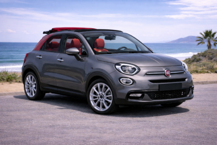 Fiat 500X (Blue-Black Roof)